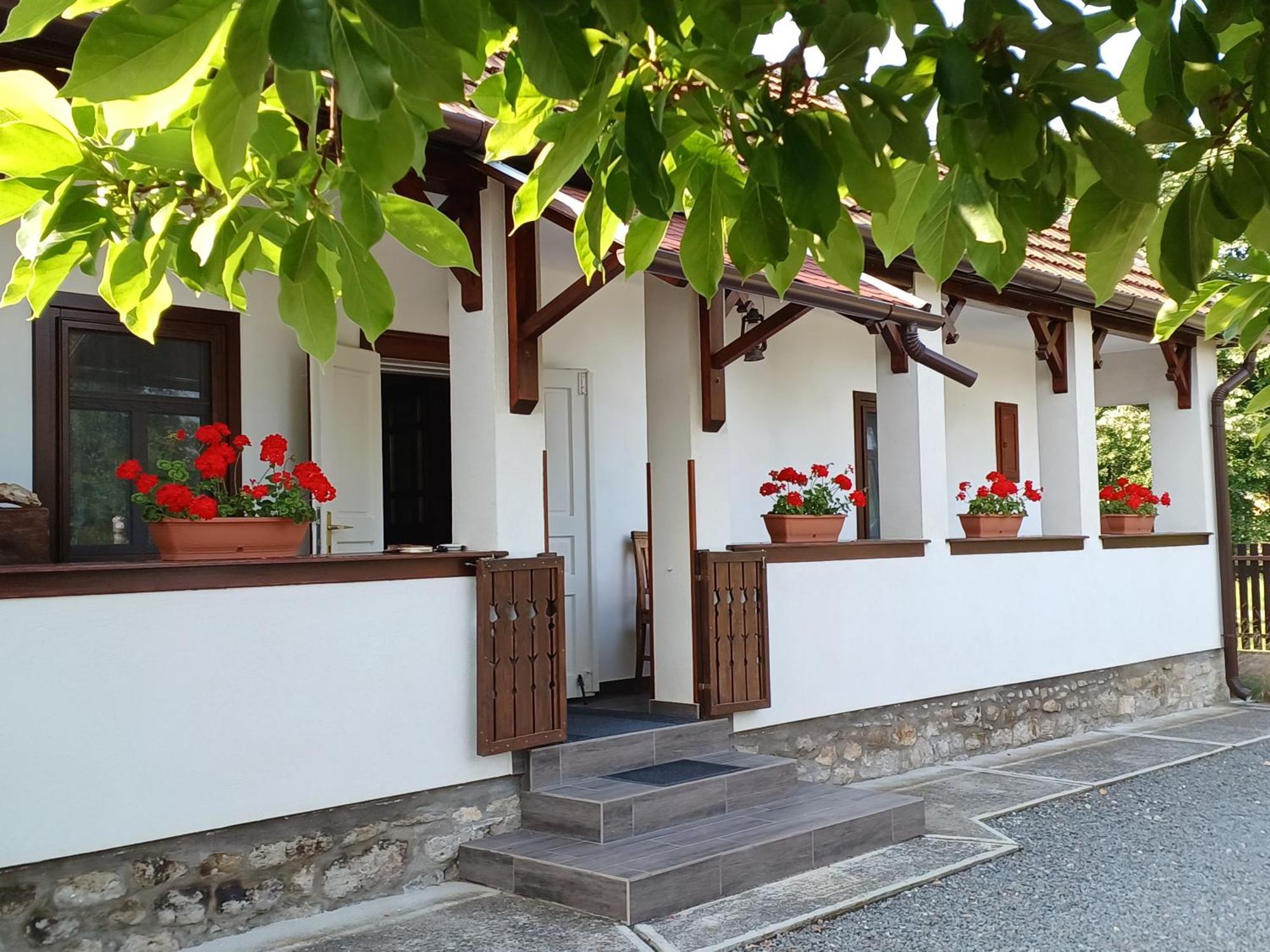 Kazsimer Vendeghaz Erdohorvati Exterior foto